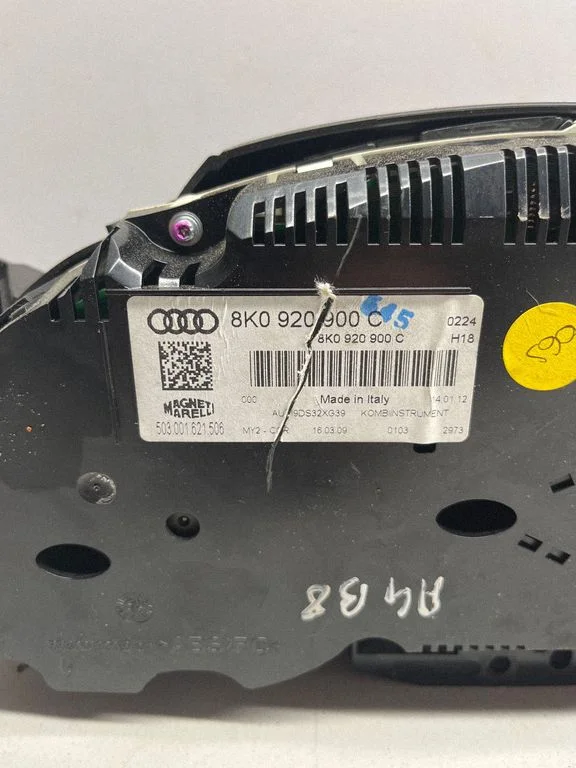 Speedometer (instrument cluster) 8K0920900C