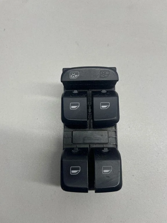 Elektrisko logu slēdzis 8K0959851