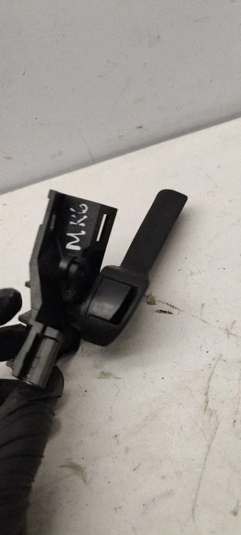 Engine bonnet (hood) release handle 1J1823533C