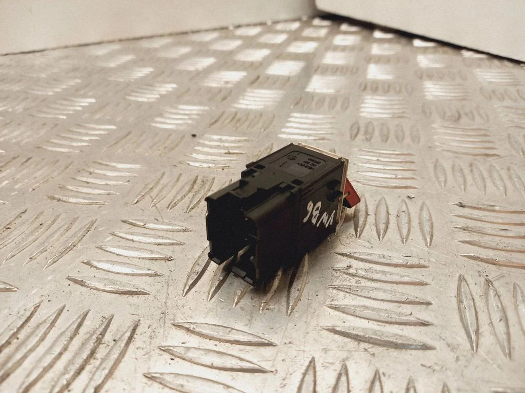 Hazard light switch 3C0953509