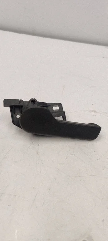 Engine bonnet (hood) release handle 1J1823633