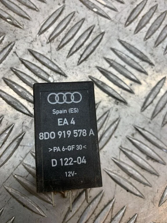 Other relay – Volkswagen Passat B5.5 (2001-2005)