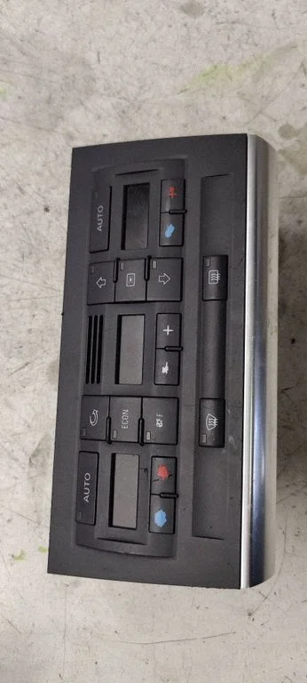Climate control unit 8E0820043AJ