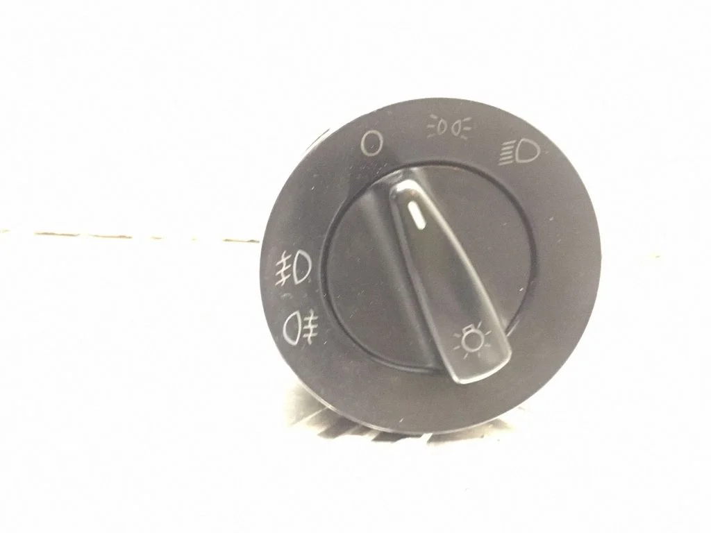 Light switch 1C0941531A