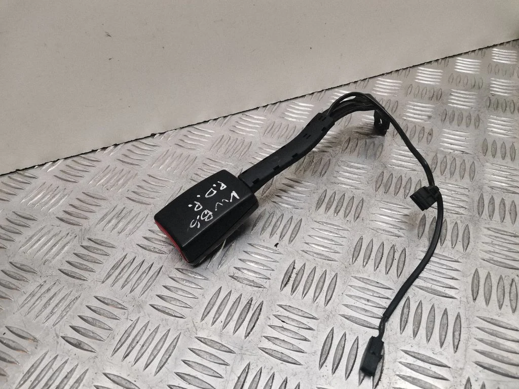 Eesmise turvavöö pannal 3C0857756QVZ