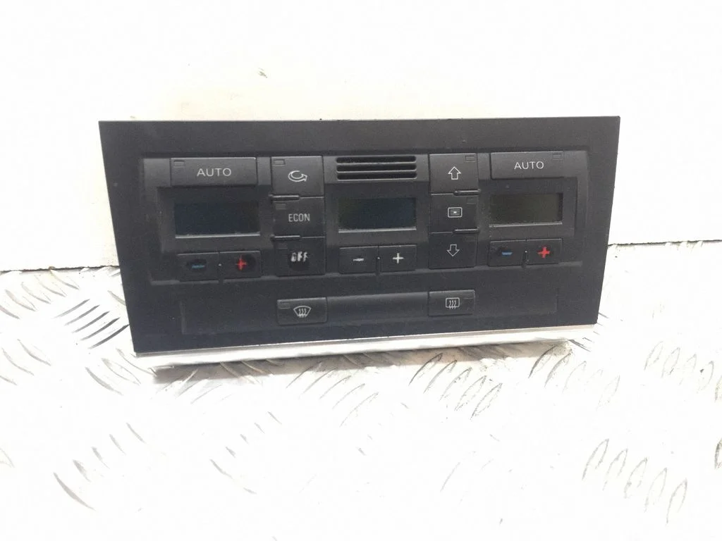 Kliimaseadme/kütte juhtplokk (salongis) – Audi A4 S4 B6 8E 8H (2001-2005)