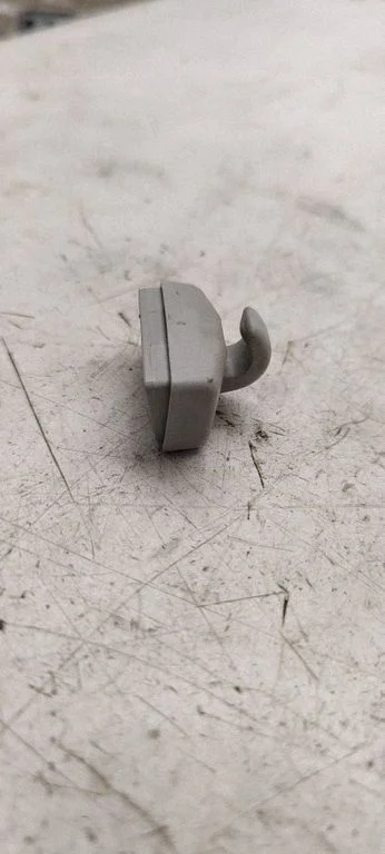 Sun visor clip/hook/bracket 3B0857561B