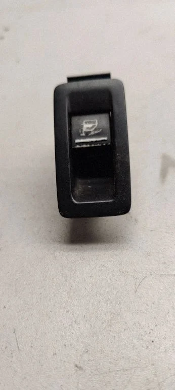 Electric window control switch – Volkswagen Cross Touran I (2006-2016)