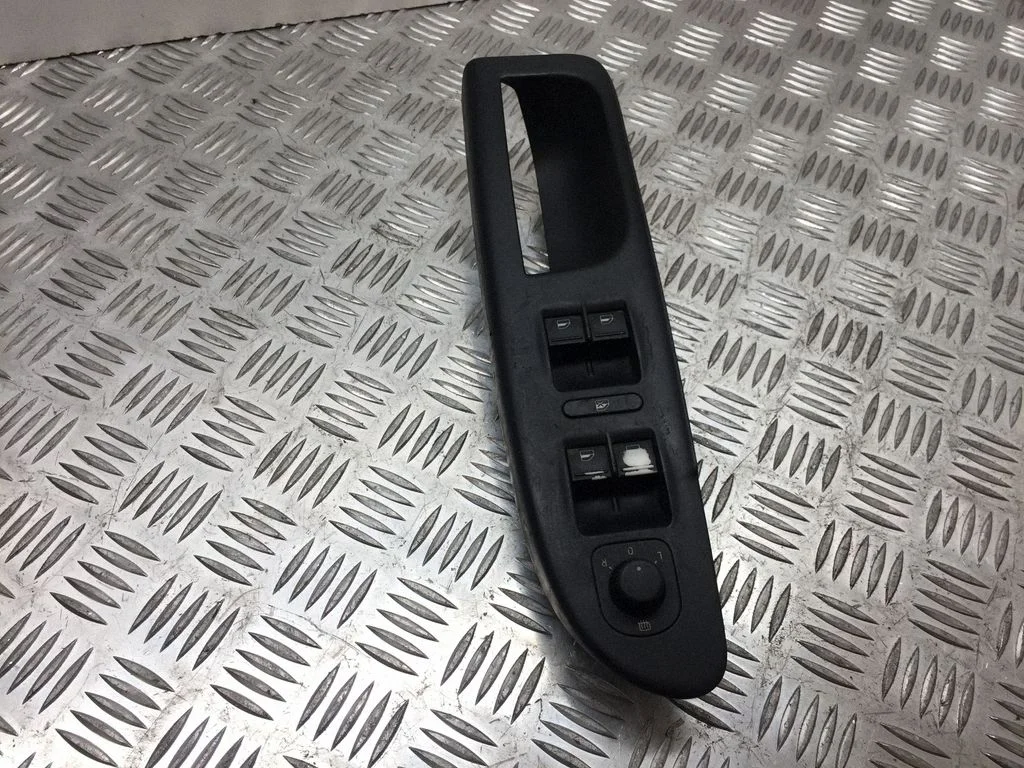 Electric window control switch 3C1867171