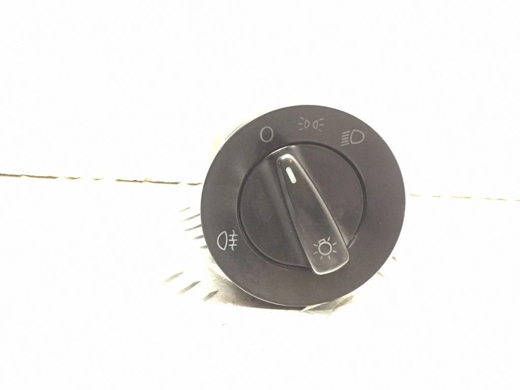 Light switch TC41C0941531