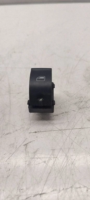 Electric window control switch – Audi A4 S4 B7 8E 8H (2005-2008)