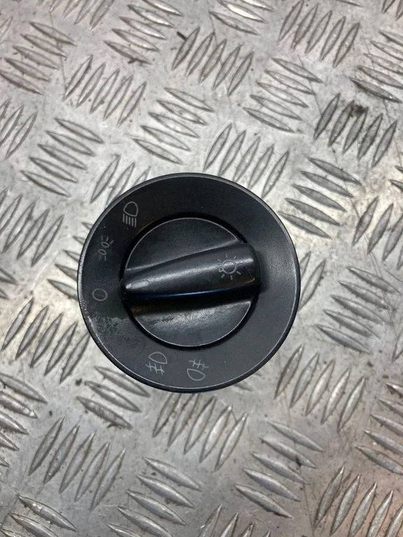 Light switch – Seat Alhambra (Mk1) (1996-2010)
