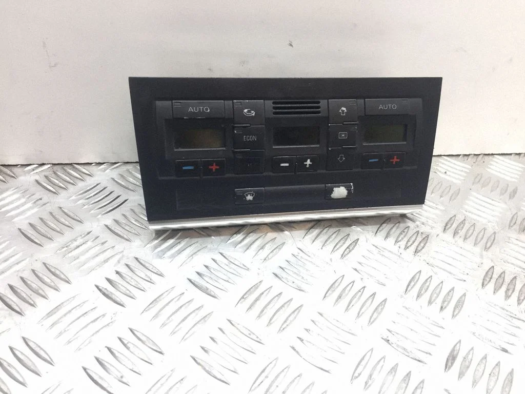 Kliimaseadme/kütte juhtplokk (salongis) – Audi A4 S4 B6 8E 8H (2001-2005)