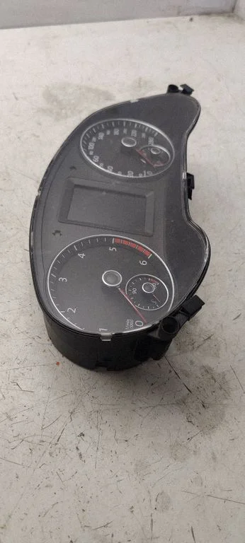 Speedometer (instrument cluster) 5C6920870A