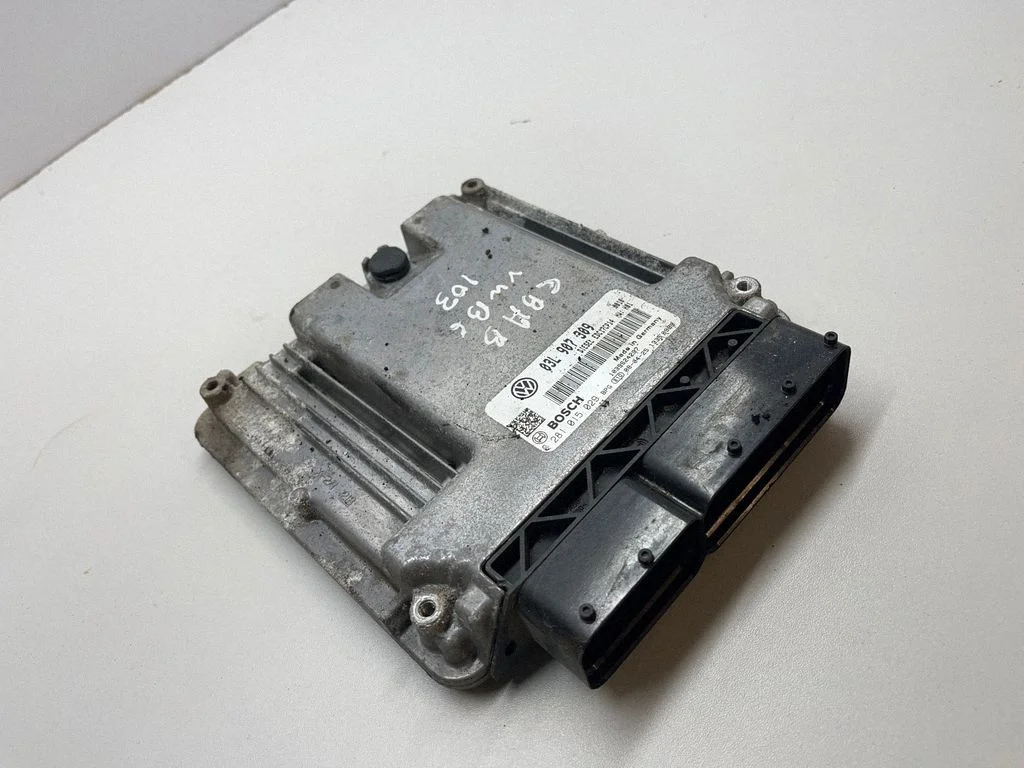 Dzinēja vadības bloks – Volkswagen Passat B6 (2005-2010)