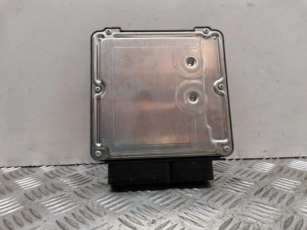 Engine control unit/module 038906016K