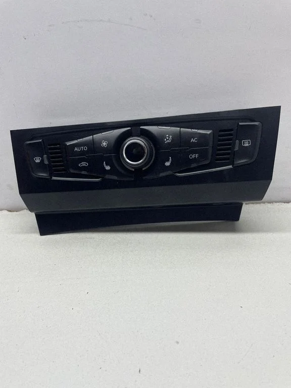 Climate control unit – Audi A4 Allroad B8 (2008-2016)