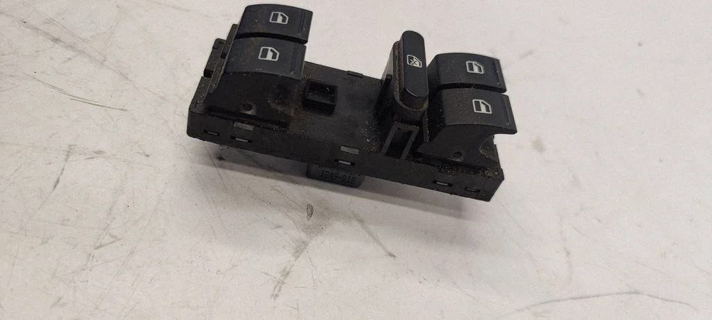 Electric window control switch 1K4959857B