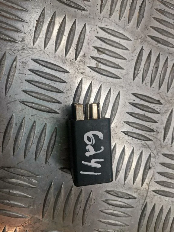 Other relay 7M3159143