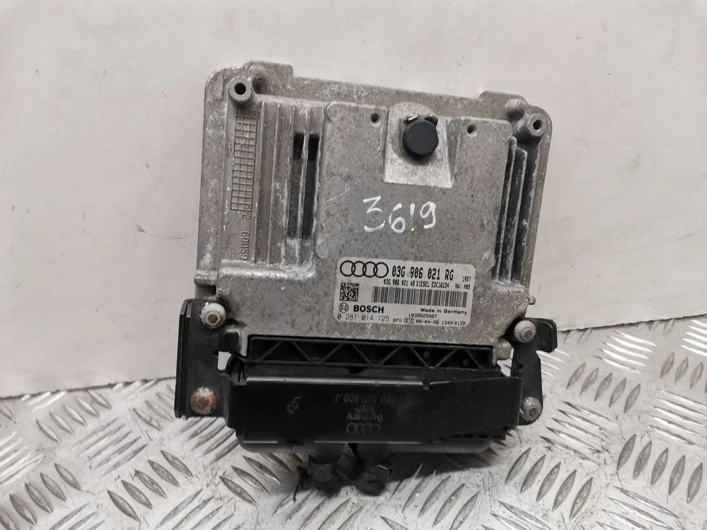 Engine control unit/module 03G906021RG