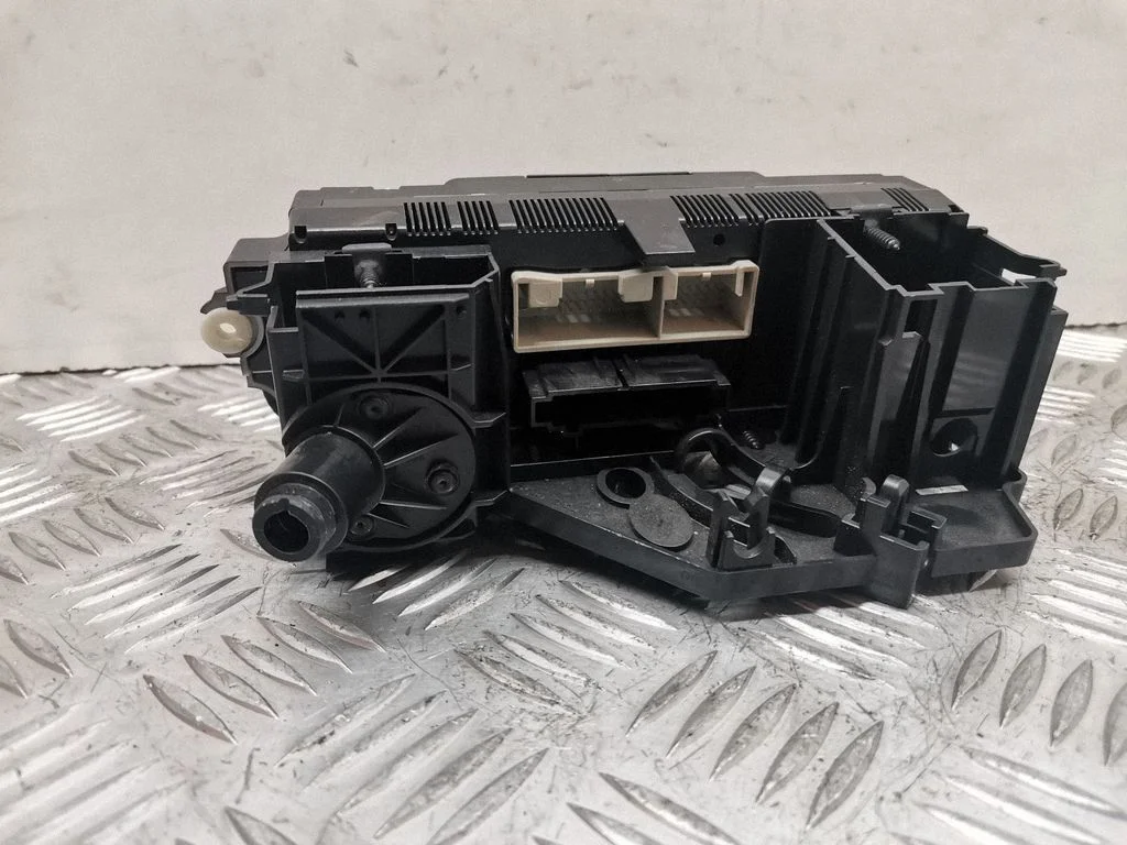 Climate control unit