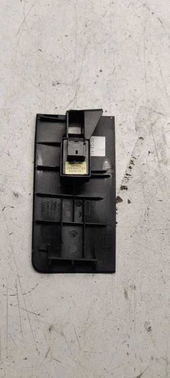 Electric window control switch 8h2959521