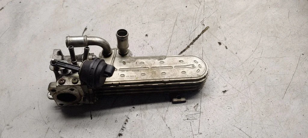 EGR valve cooler 03g131513j