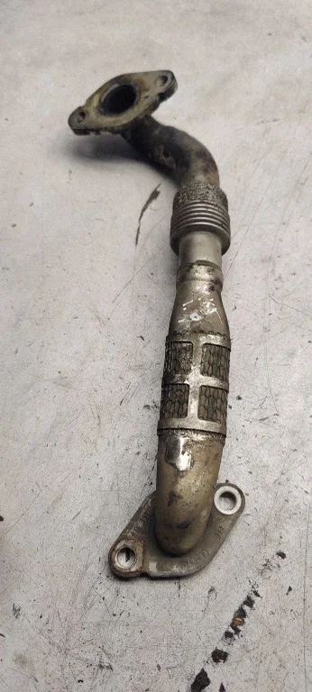 EGR valve line/pipe/hose 03g131521ah