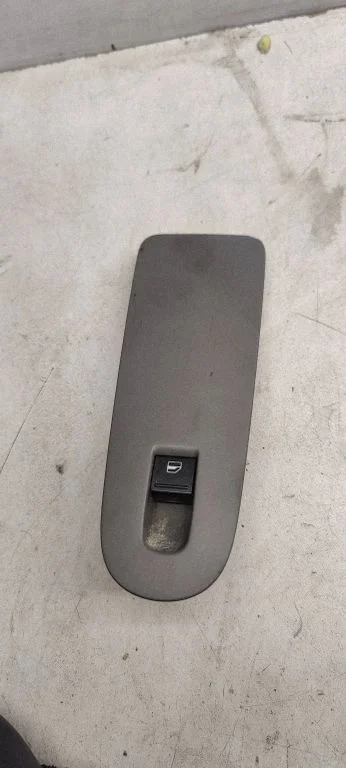 Electric window control switch 7n0868248