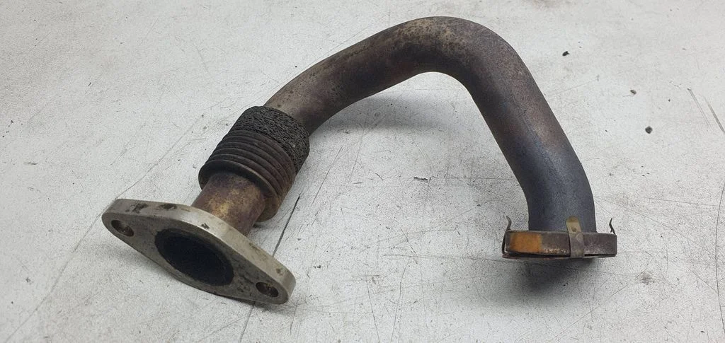 EGR-klapi toru (-d)/ voolik (-ud) 03g131521r