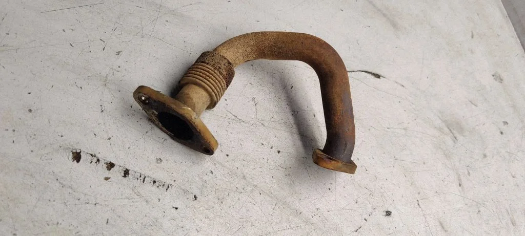 EGR valve line/pipe/hose 03G131521R