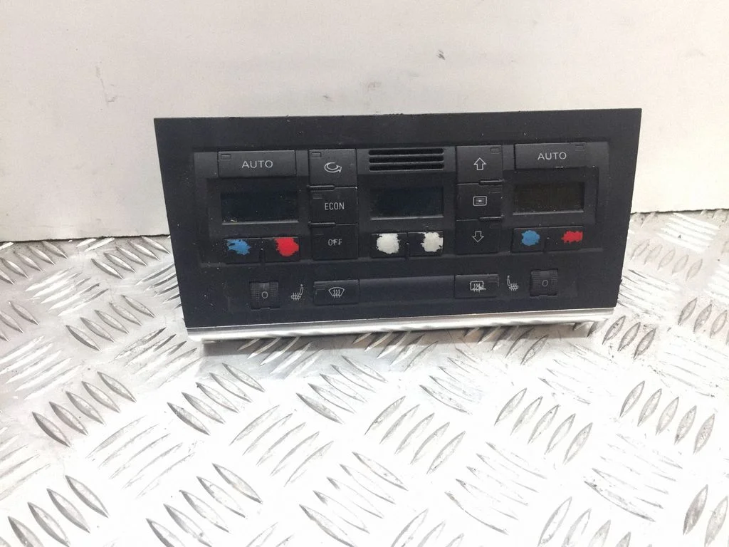 Kliimaseadme/kütte juhtplokk (salongis) – Audi A4 S4 B6 8E 8H (2001-2005)