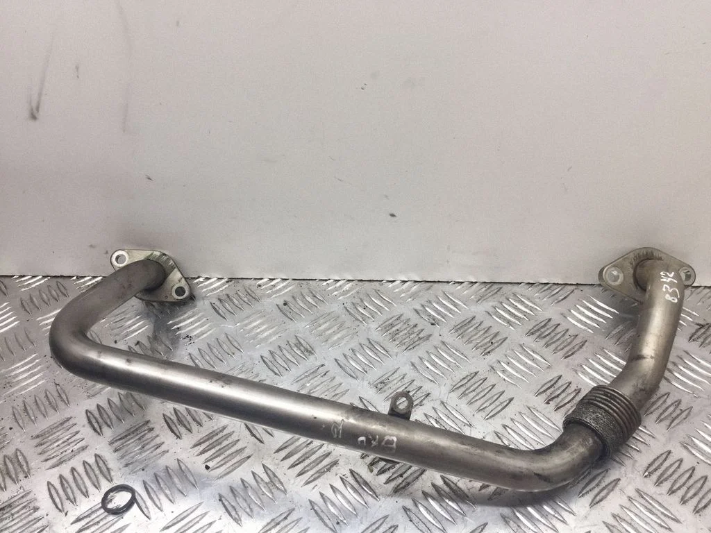EGR valve line/pipe/hose 036131521A