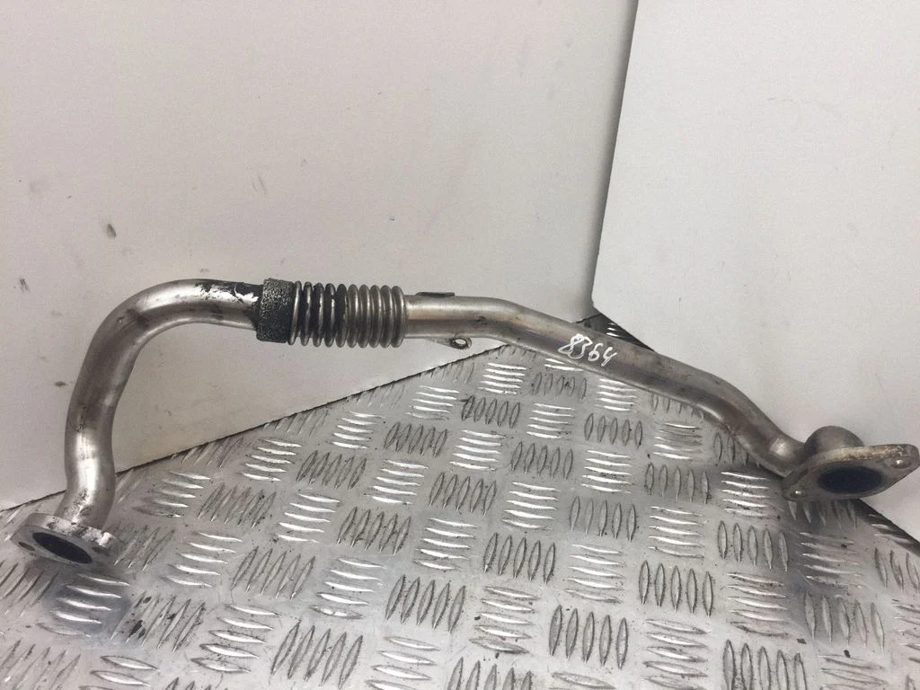 EGR valve line/pipe/hose 03G131521
