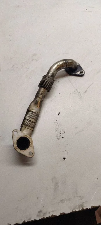 EGR valve line/pipe/hose 03G131521F