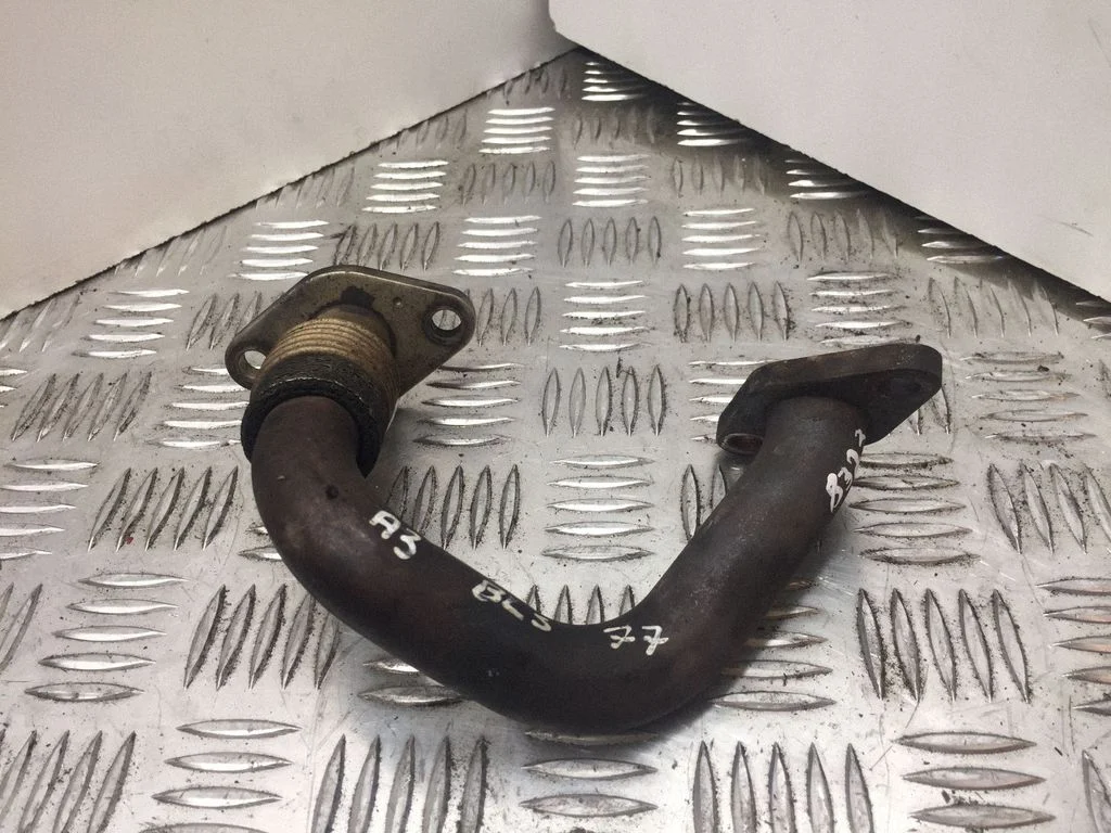 EGR valve line/pipe/hose 03G131521R