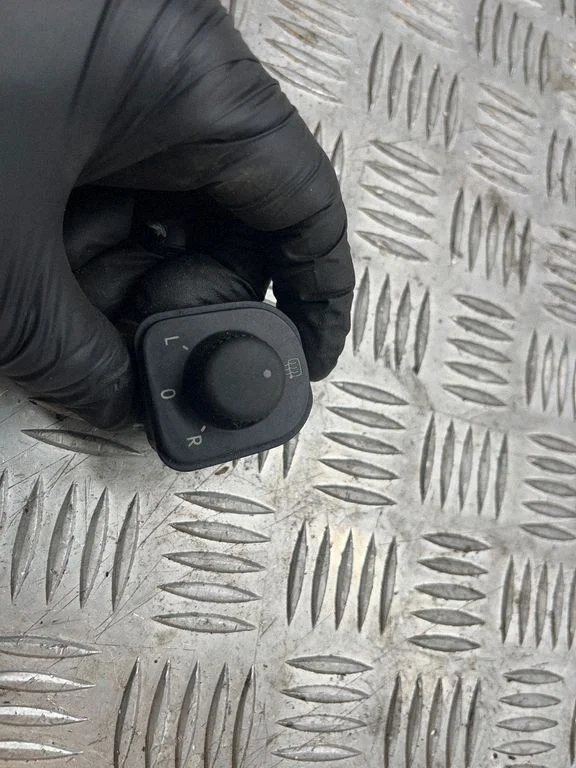 Wing mirror switch 1K0959565H
