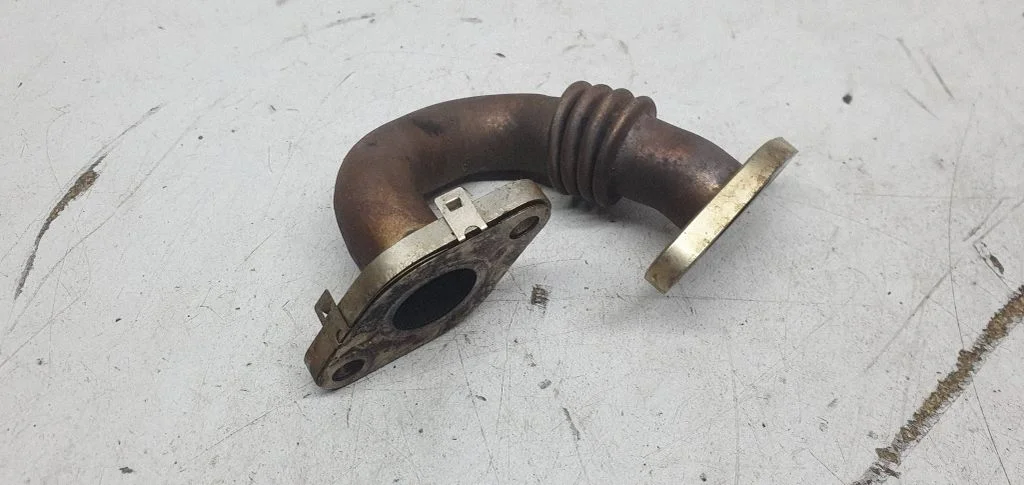 EGR valve line/pipe/hose 03G131521AM
