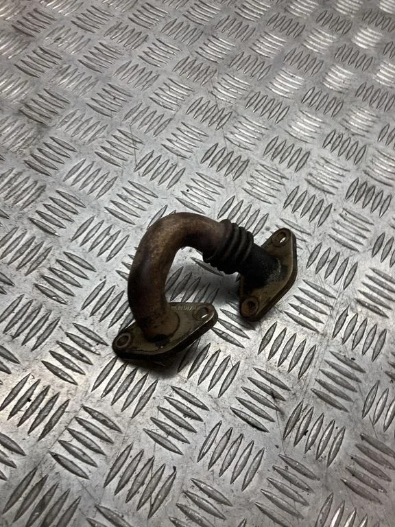 EGR valve line/pipe/hose 03G131521AM