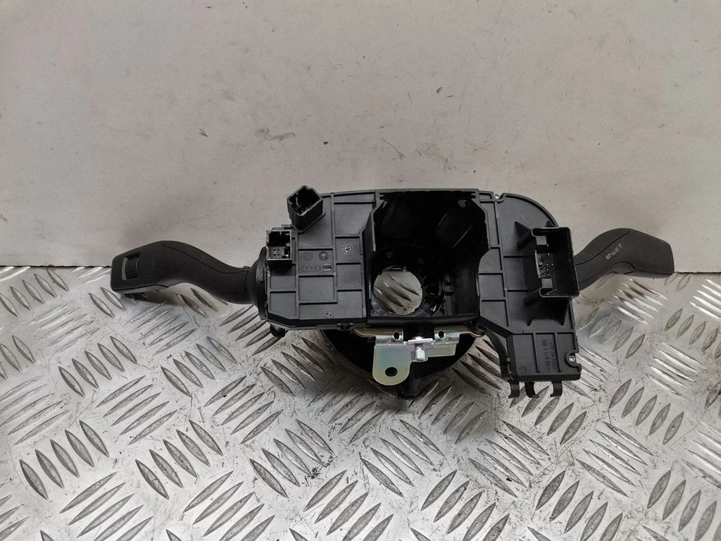Wiper turn signal indicator stalk/switch 8E0953541C