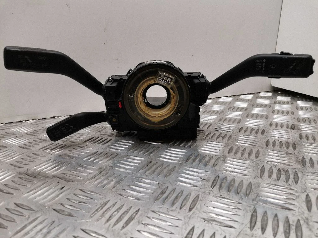 Wiper turn signal indicator stalk/switch 3C9953513AG
