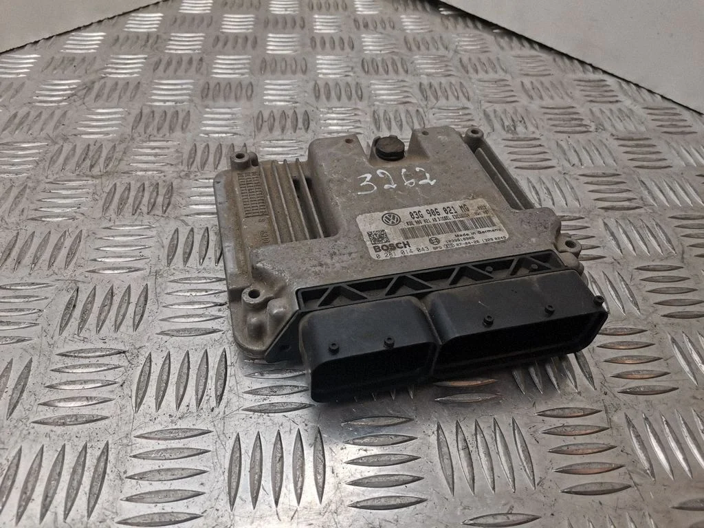 Dzinēja vadības bloks 03G906021MG
