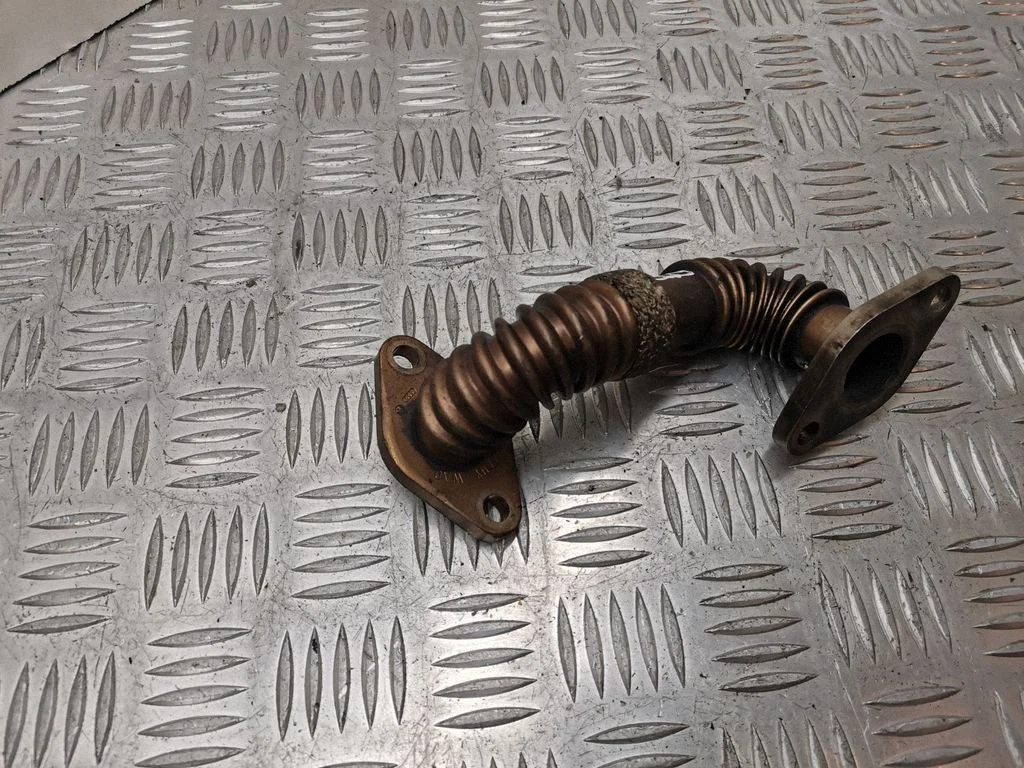 EGR valve line/pipe/hose – Volkswagen Passat B5.5 (2001-2005)