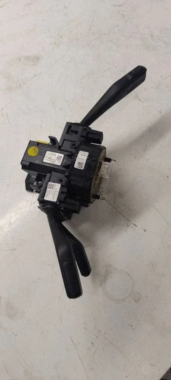 Wiper turn signal indicator stalk/switch 3C9953513S