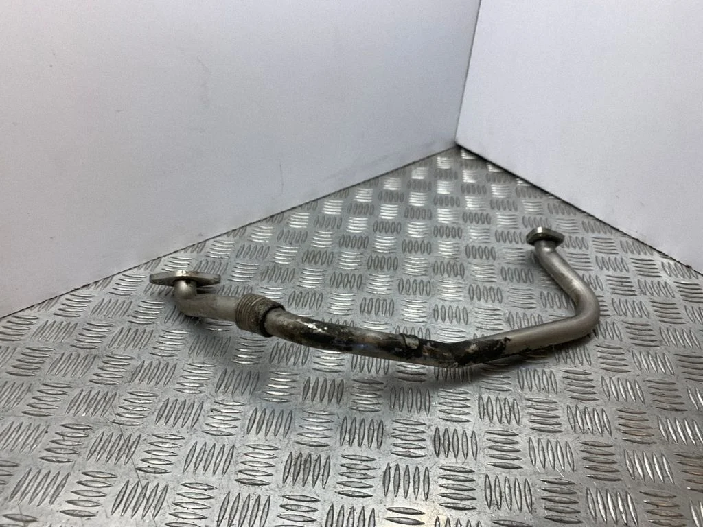 EGR valve line/pipe/hose 03G131521D