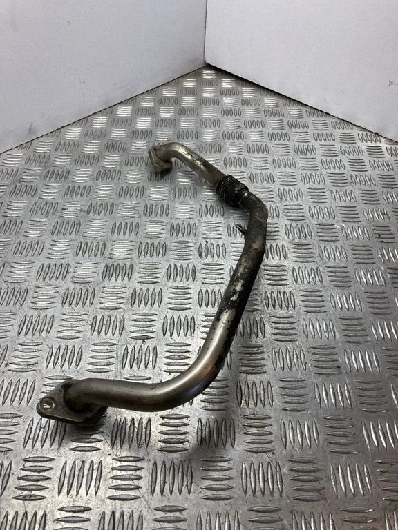 EGR-klapi toru (-d)/ voolik (-ud) – Volkswagen Passat B6 (2005-2010)