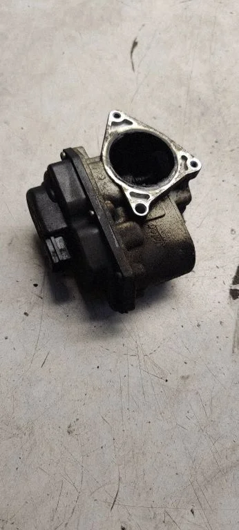 Throttle valve 03G131501