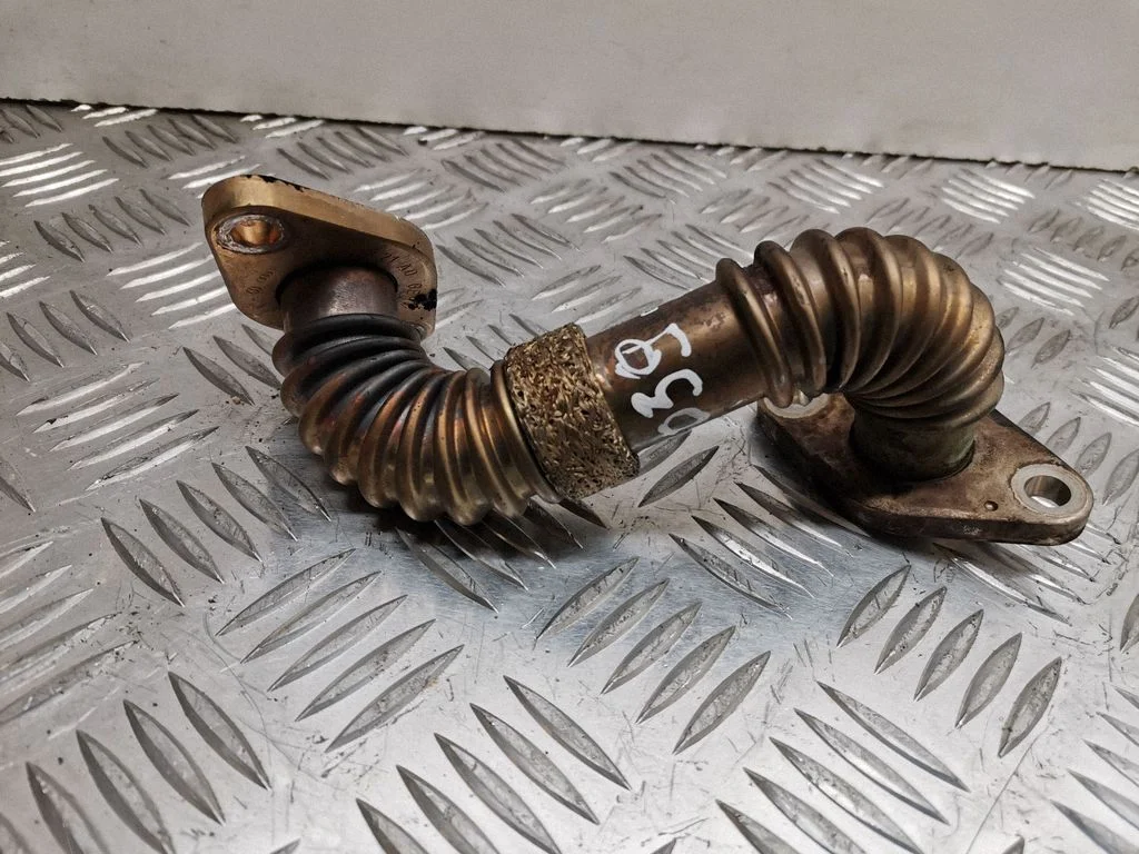 EGR valve line/pipe/hose 028131521AD