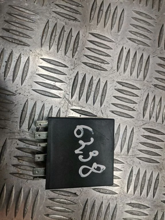 Cits relejs 4B0955531A