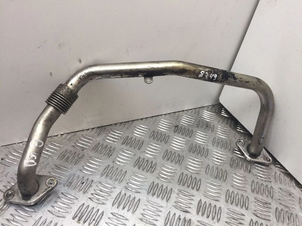 EGR-klapi toru (-d)/ voolik (-ud) – Volkswagen Passat B6 (2005-2010)